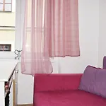 Apartment Filotimo Omega 2bdr Garage Sarajevo