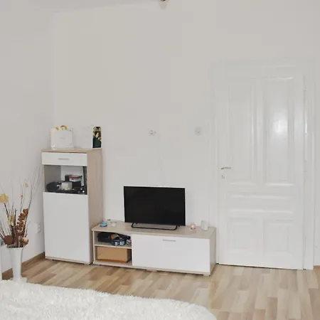 Apartment Filotimo Omega 2bdr Free Parking